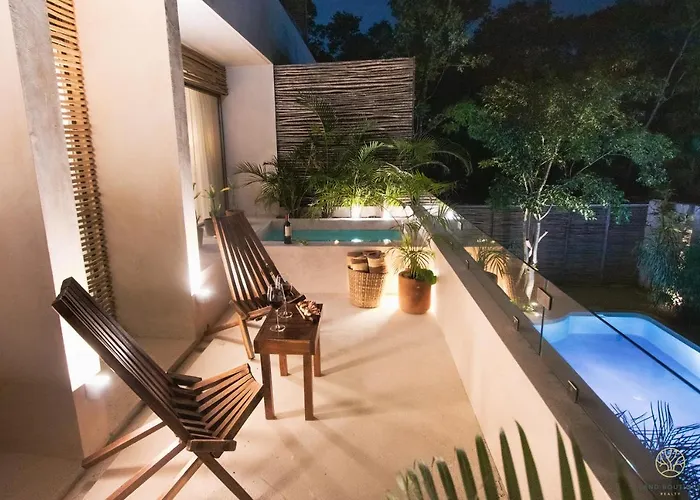 Spacious 2br - Wide Balcony W/tub & Yoga Deck Apartment