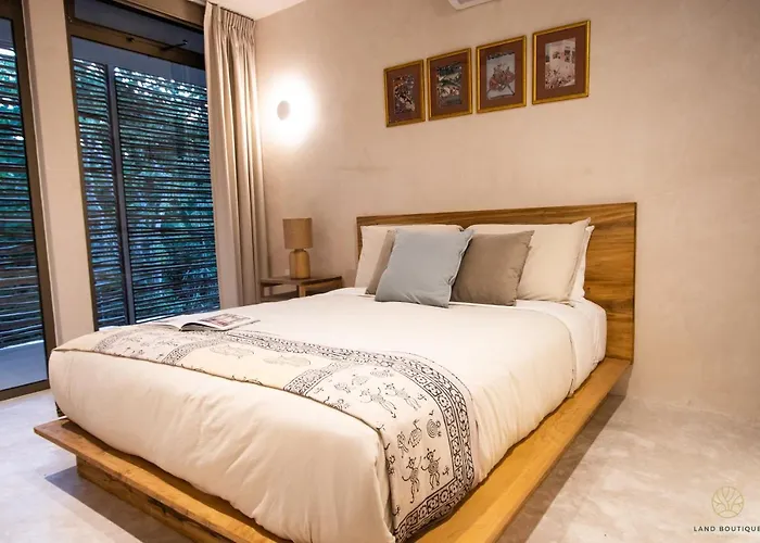 Spacious 2br - Wide Balcony W/tub & Yoga Deck *